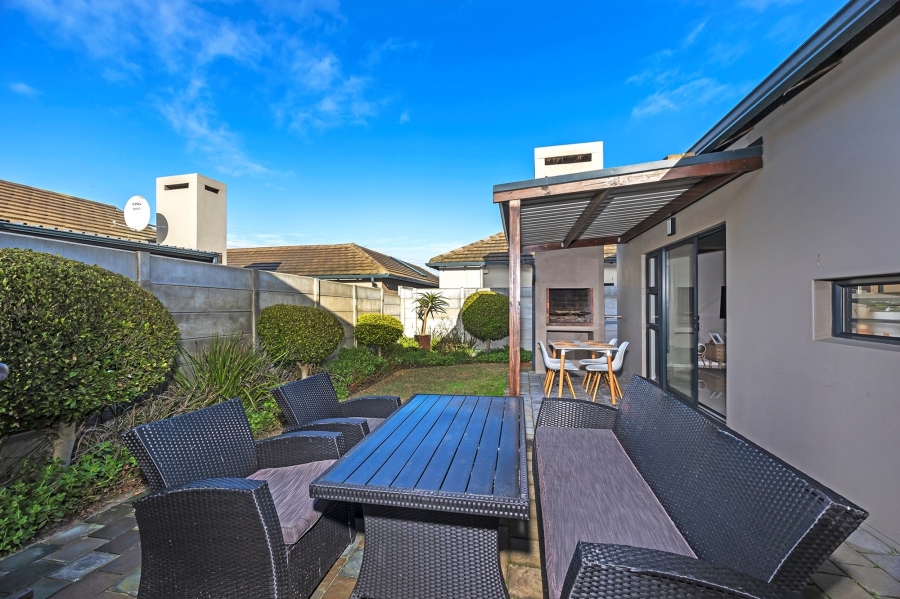 3 Bedroom Property for Sale in Haasendal Western Cape